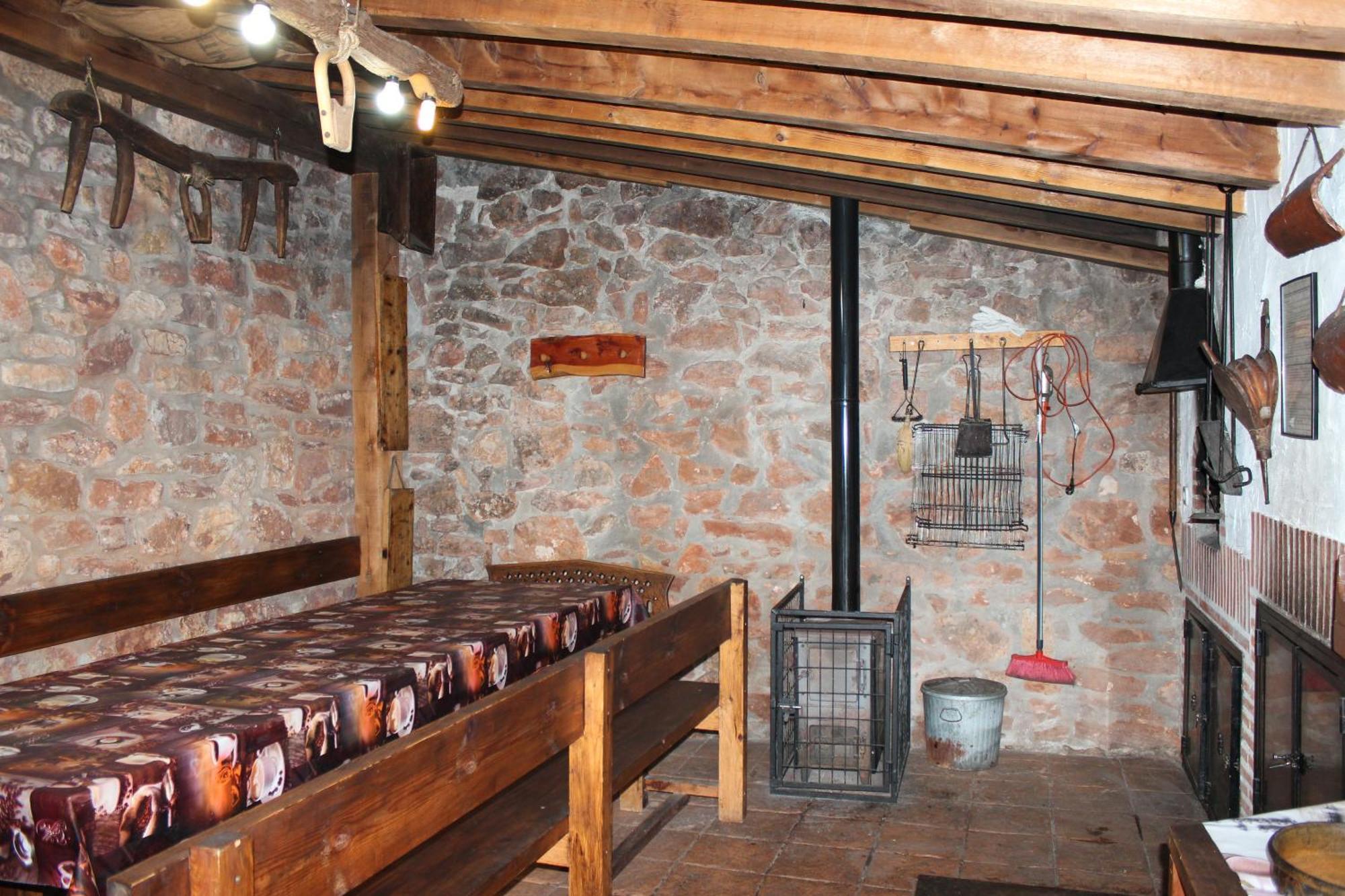 La Chimenea De Soria I Y I I Pensionat Espeja de San Marcelino Exteriör bild