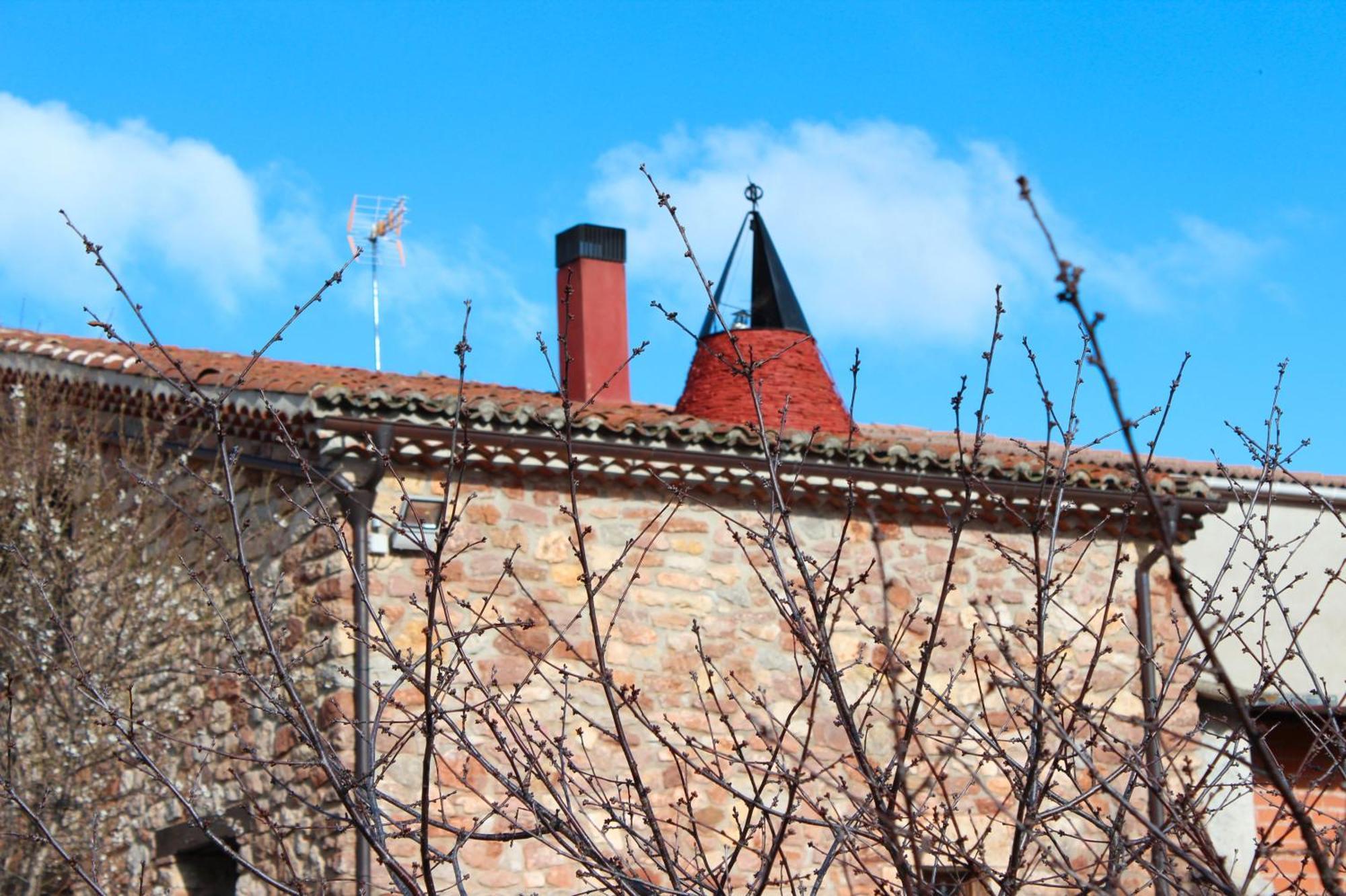 La Chimenea De Soria I Y I I Pensionat Espeja de San Marcelino Exteriör bild